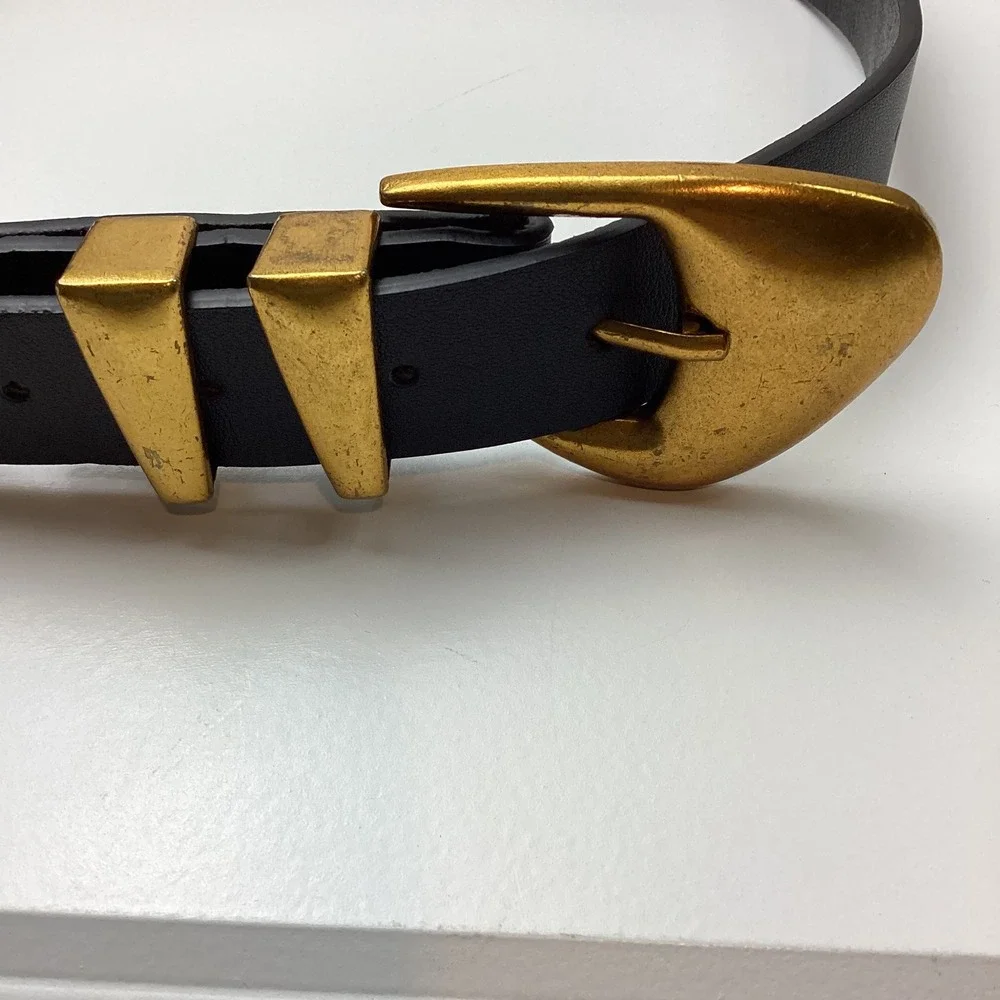 Vintage LeBelt Gold Sculptural Buckle Dual Keepers unusual 80's SM/XS 0088